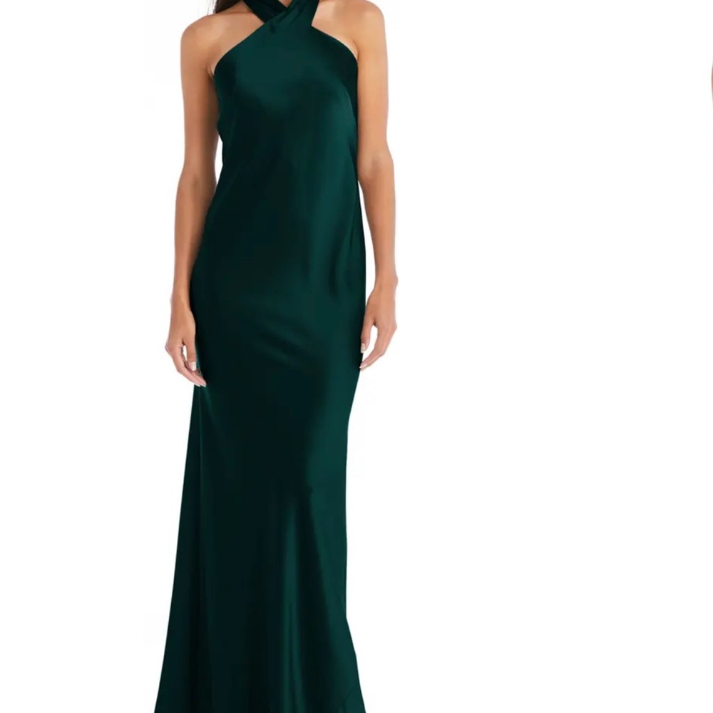 Lovely Nordstrom Imogen Twist Halter Charmeuse Trumpet Gown in Evergreen